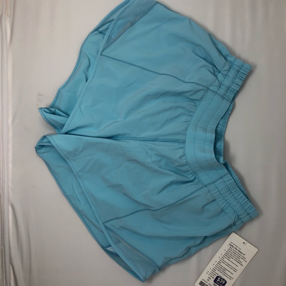 Lululemon Hotty Hot Short 4”